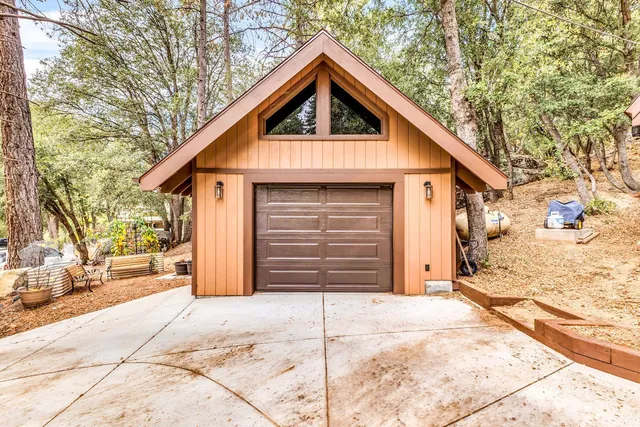 $407,000 | 52146 Acorn Lane, Idyllwild, CA 92549