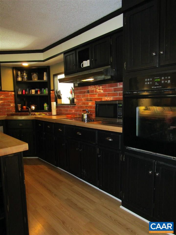 951 Grace Johnson Road Kents Store, VA 23084 - Photo 14 of 50