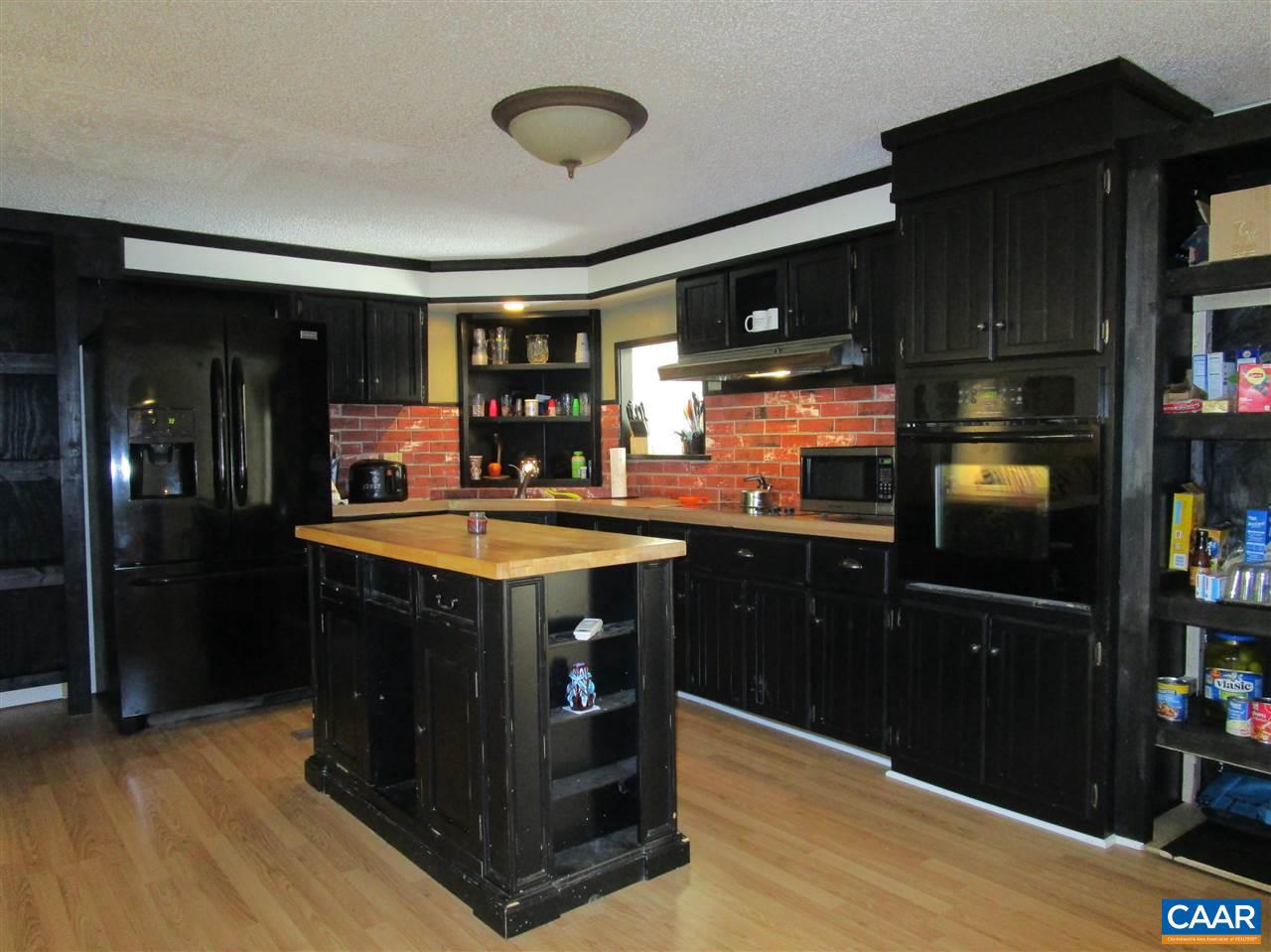 951 Grace Johnson Road Kents Store, VA 23084 - Photo 15 of 50