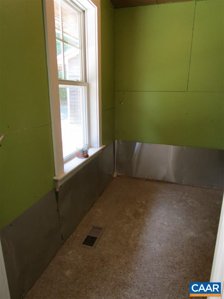 951 Grace Johnson Road Kents Store, VA 23084 - Photo 41 of 50