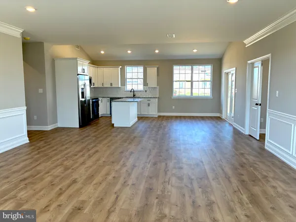 $609,900 | 43 Favored Lane, Levittown, PA 19055