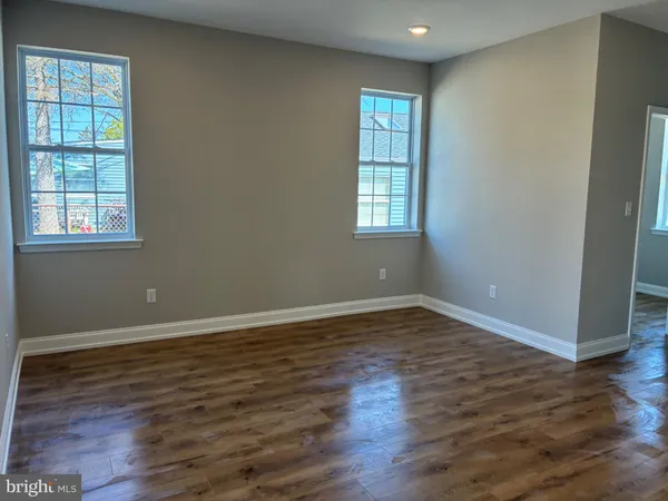 $609,900 | 43 Favored Lane, Levittown, PA 19055
