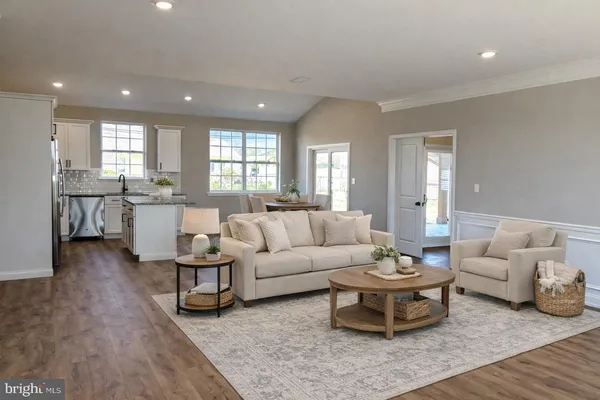$609,900 | 43 Favored Lane, Levittown, PA 19055