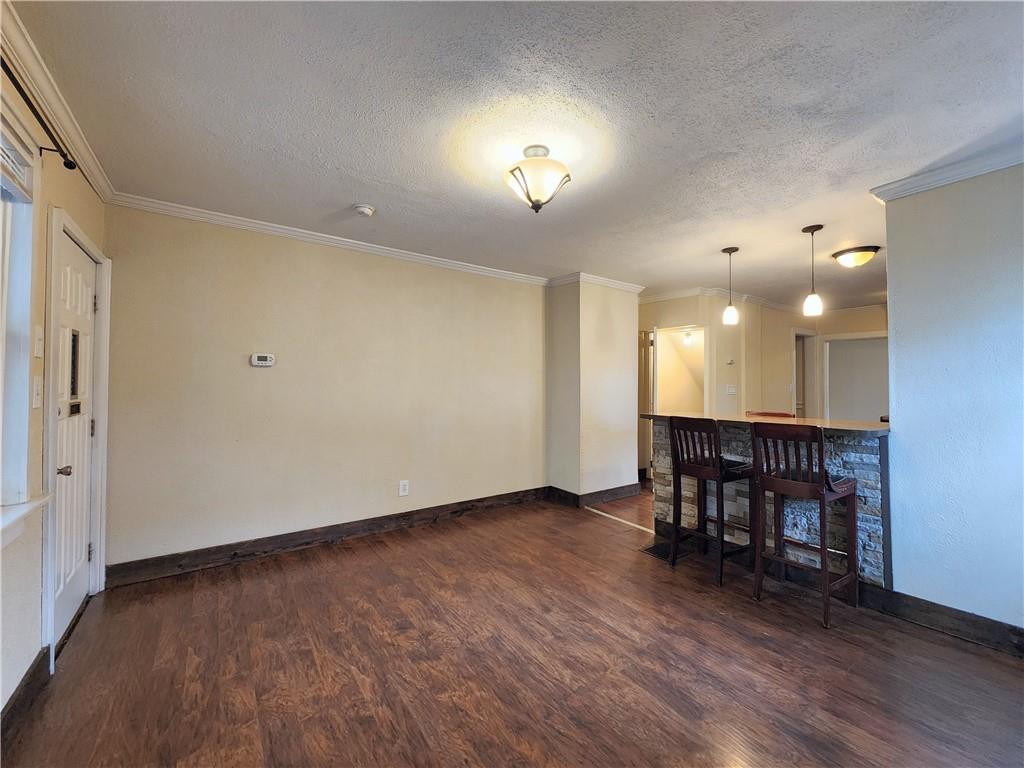8 Riverside Court Pittsburgh, PA 15238 - Photo 2 of 8