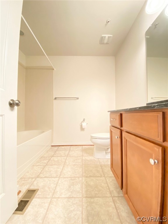 3907 Redbud Road Glen Allen, VA 23060 - Photo 18 of 23 a bathroom with a bathtub and a shower