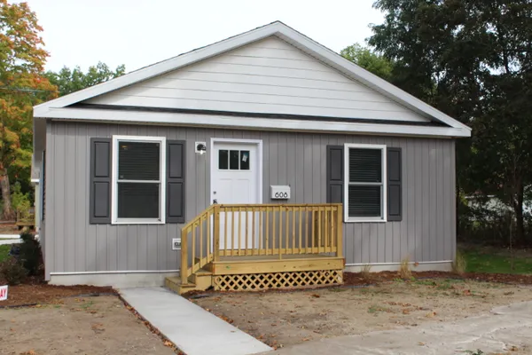 $255,900 | 608 Jackson Avenue, Muskegon, MI 49442