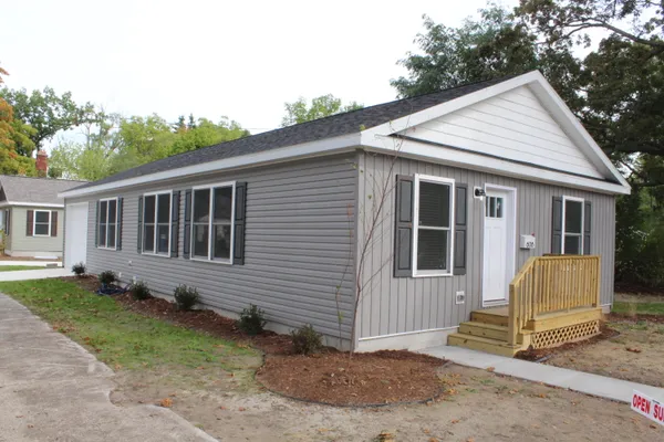 $255,900 | 608 Jackson Avenue, Muskegon, MI 49442