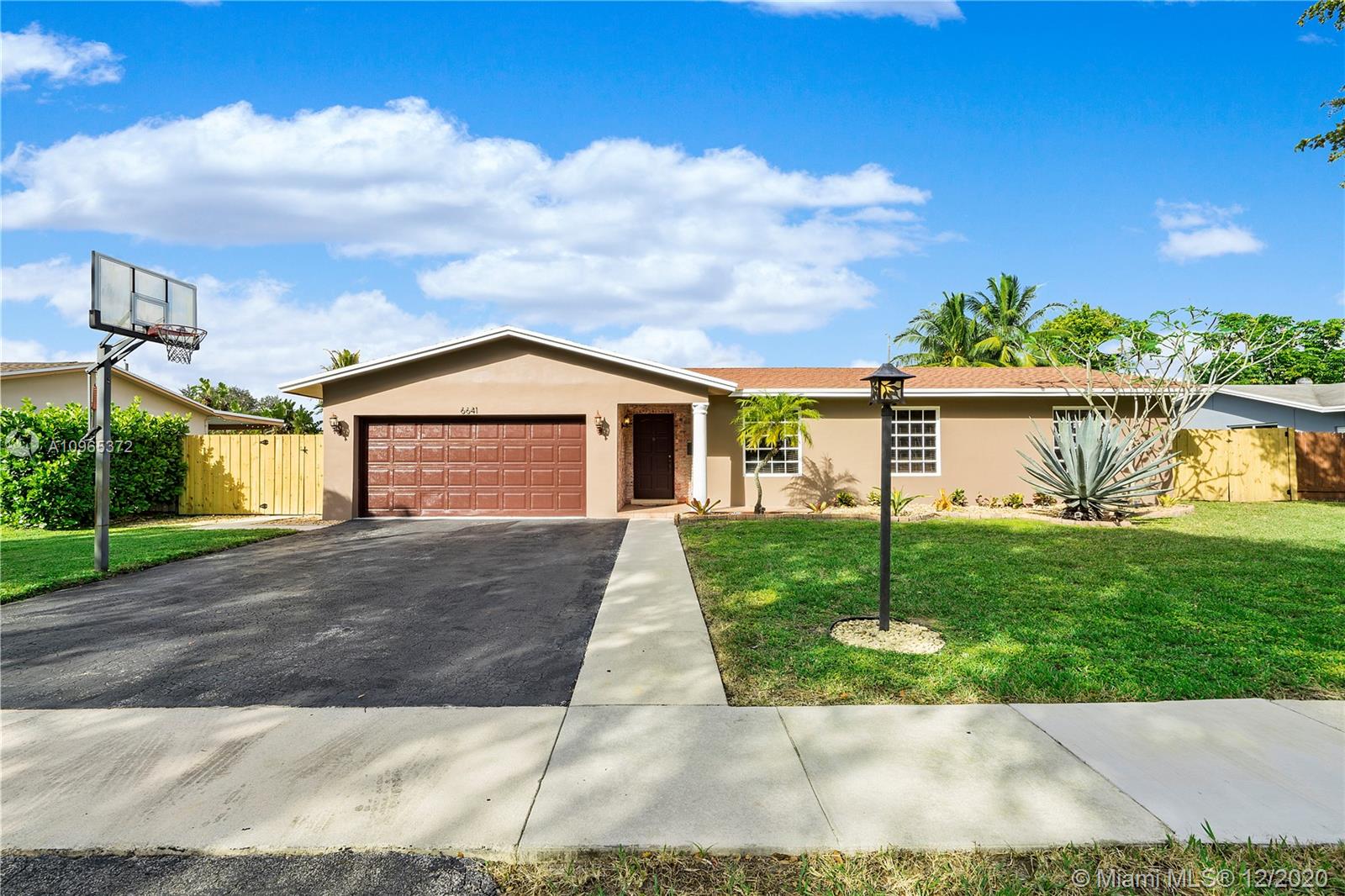 6641 Peters Road Plantation, FL 33317 - Photo 1 of 34