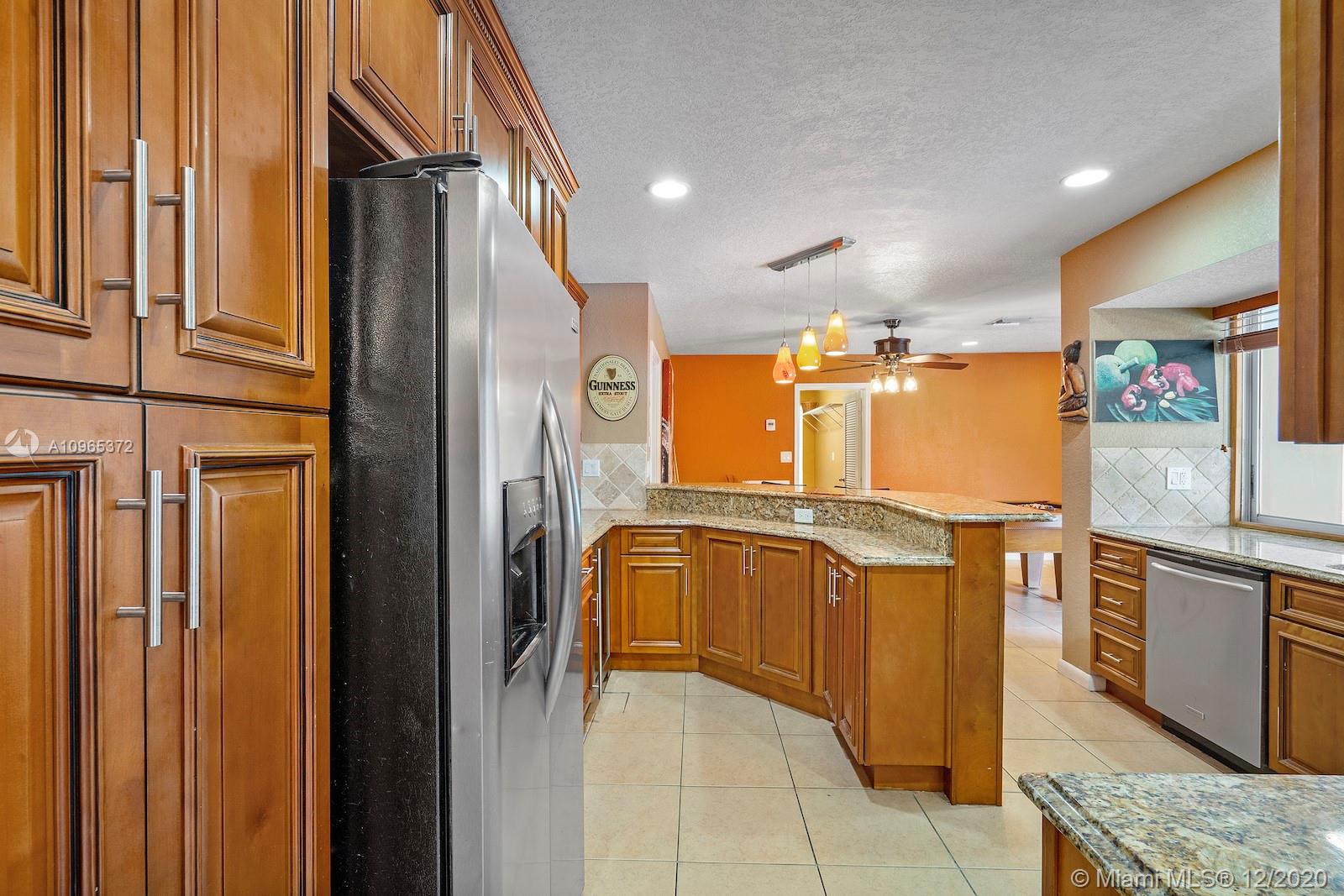 6641 Peters Road Plantation, FL 33317 - Photo 11 of 34