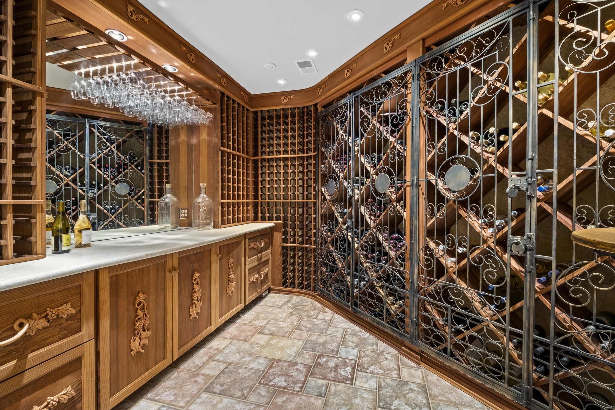 175 Cherokee Dock Road Lebanon, TN 37087 - Photo 20 of 45 a bathroom with a sink and a mirror
