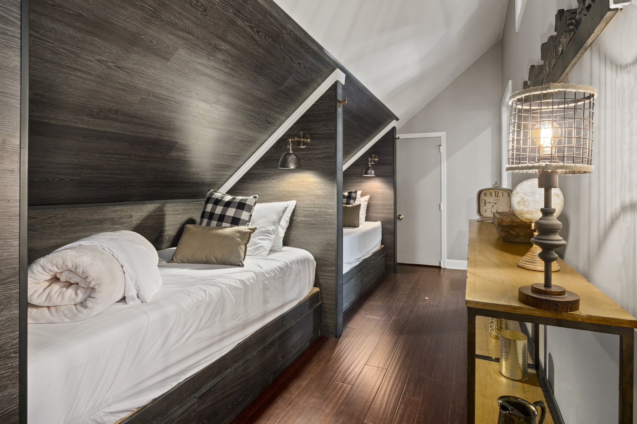 175 Cherokee Dock Road Lebanon, TN 37087 - Photo 39 of 45 a bedroom with bed and wooden floor