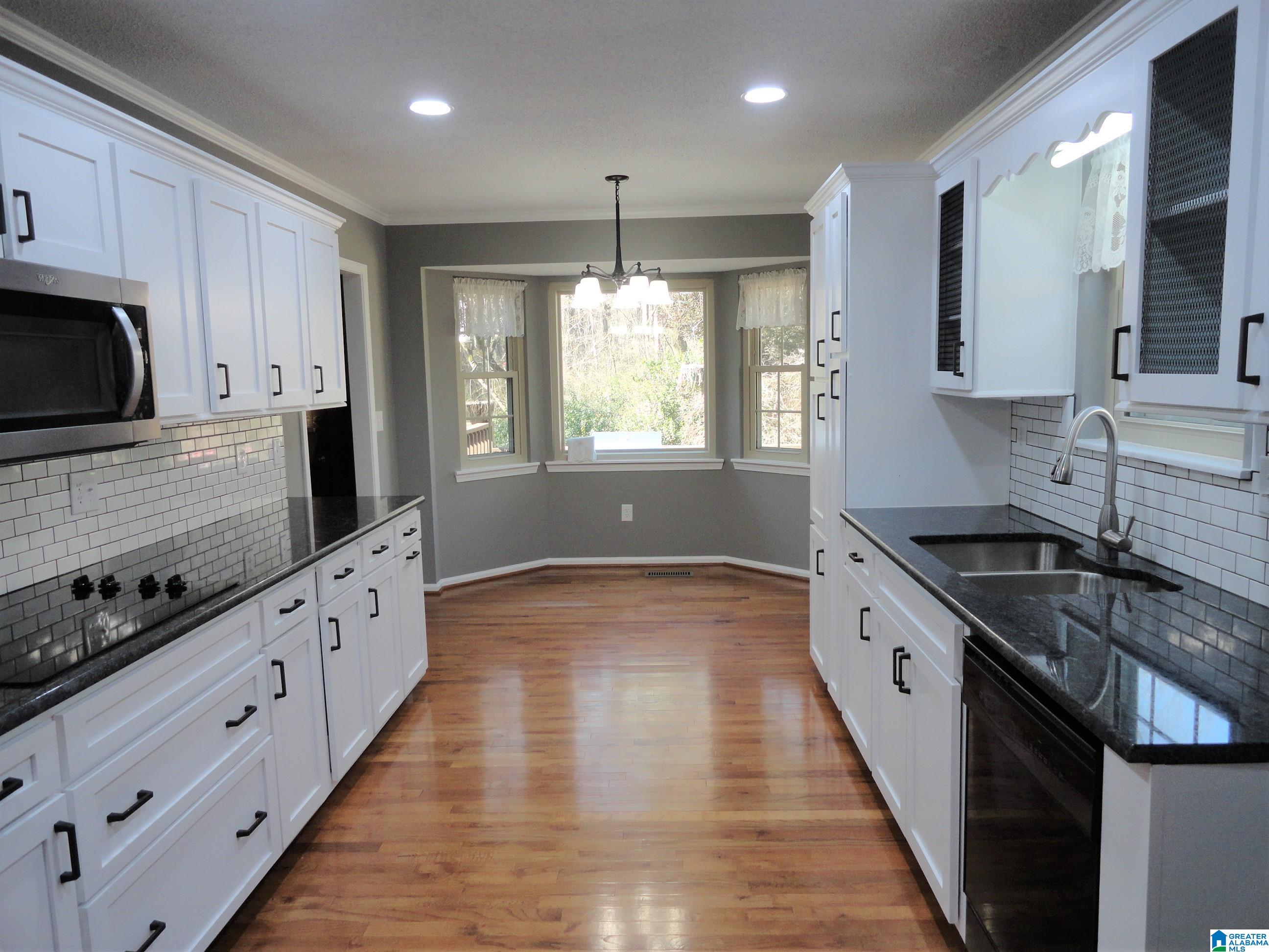 808 Oak Ridge Drive Birmingham, AL 35214 - Photo 6 of 27