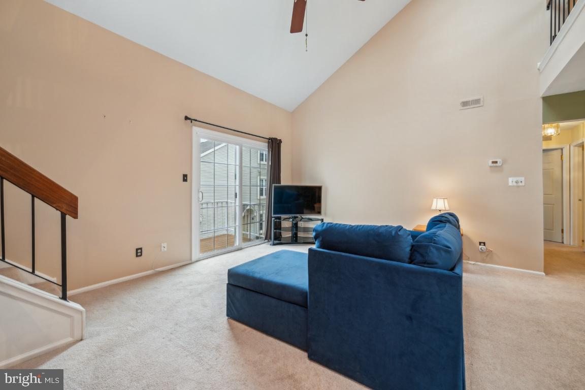 1004B Ralston Drive Mount Laurel, NJ 08054 - Photo 8 of 25 Great Rm designed for comfort & versatility