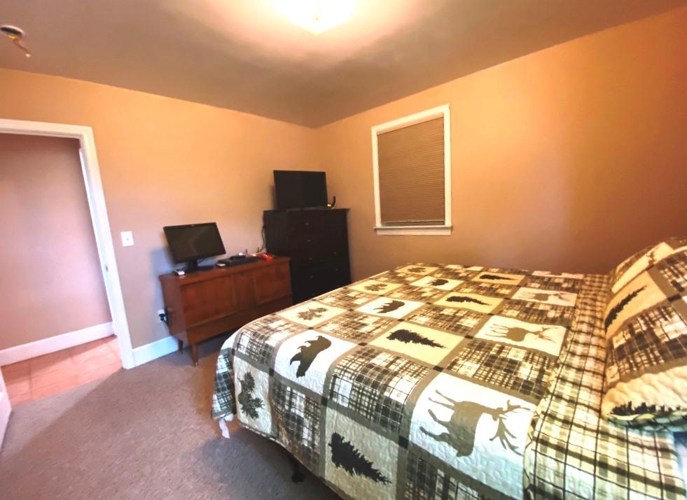25 Cross Street Rangeley, ME 04970 - Photo 23 of 37 Master
