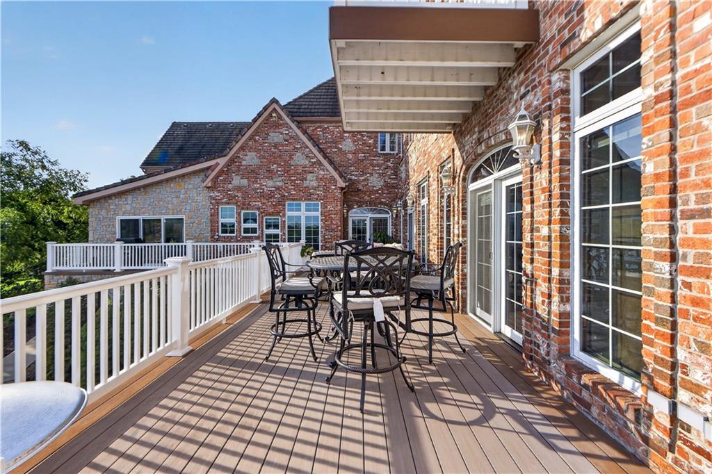 14707 Mission Road Leawood, KS 66224 - Photo 18 of 33 Gallery Image 18