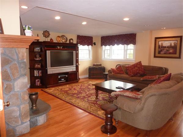 16 Greenwood Road Natick, MA 01760 - Photo 2 of 23 Gallery Image 2