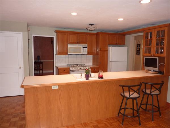 16 Greenwood Road Natick, MA 01760 - Photo 8 of 23 Gallery Image 8