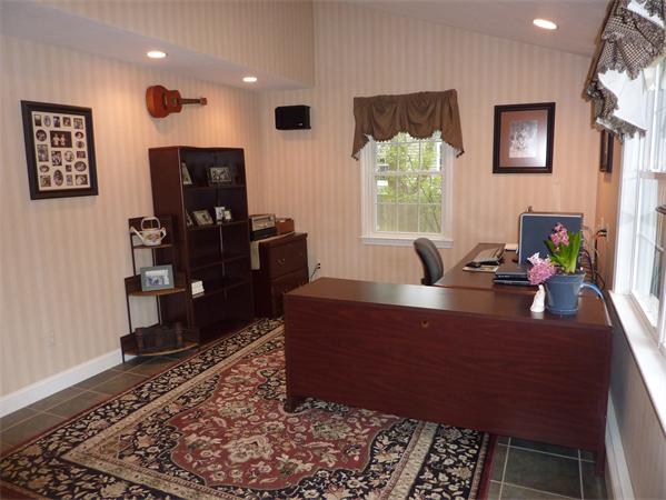 16 Greenwood Road Natick, MA 01760 - Photo 9 of 23 Gallery Image 9