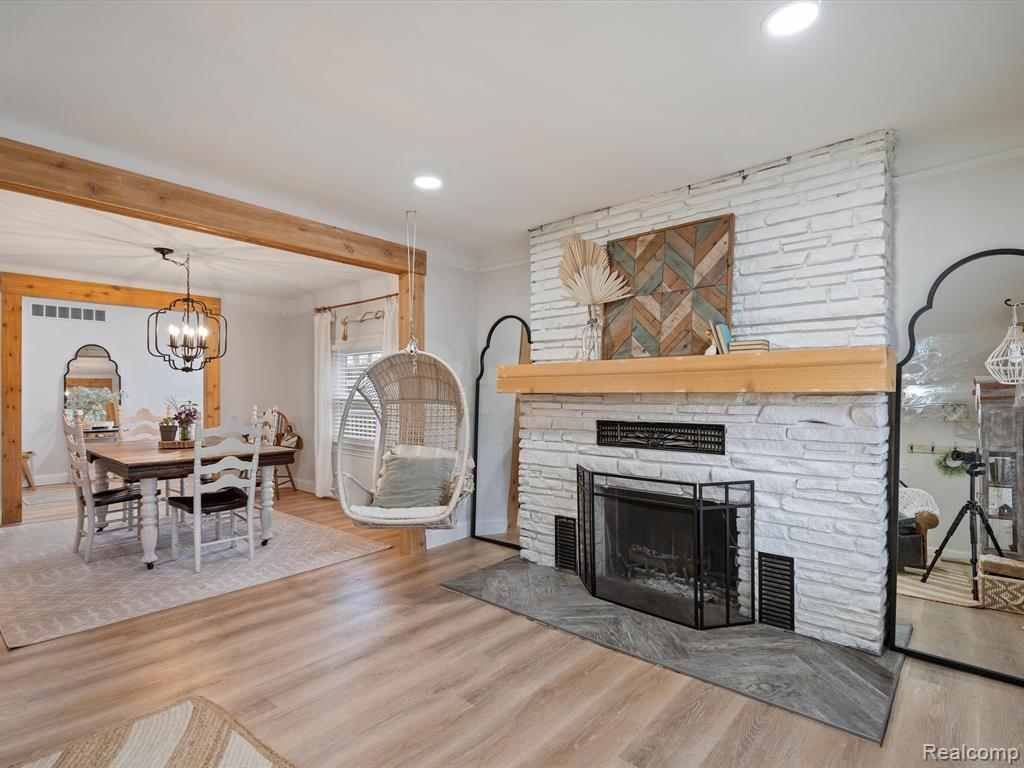 1551 John R Road Rochester Hills, MI 48307 - Photo 10 of 44