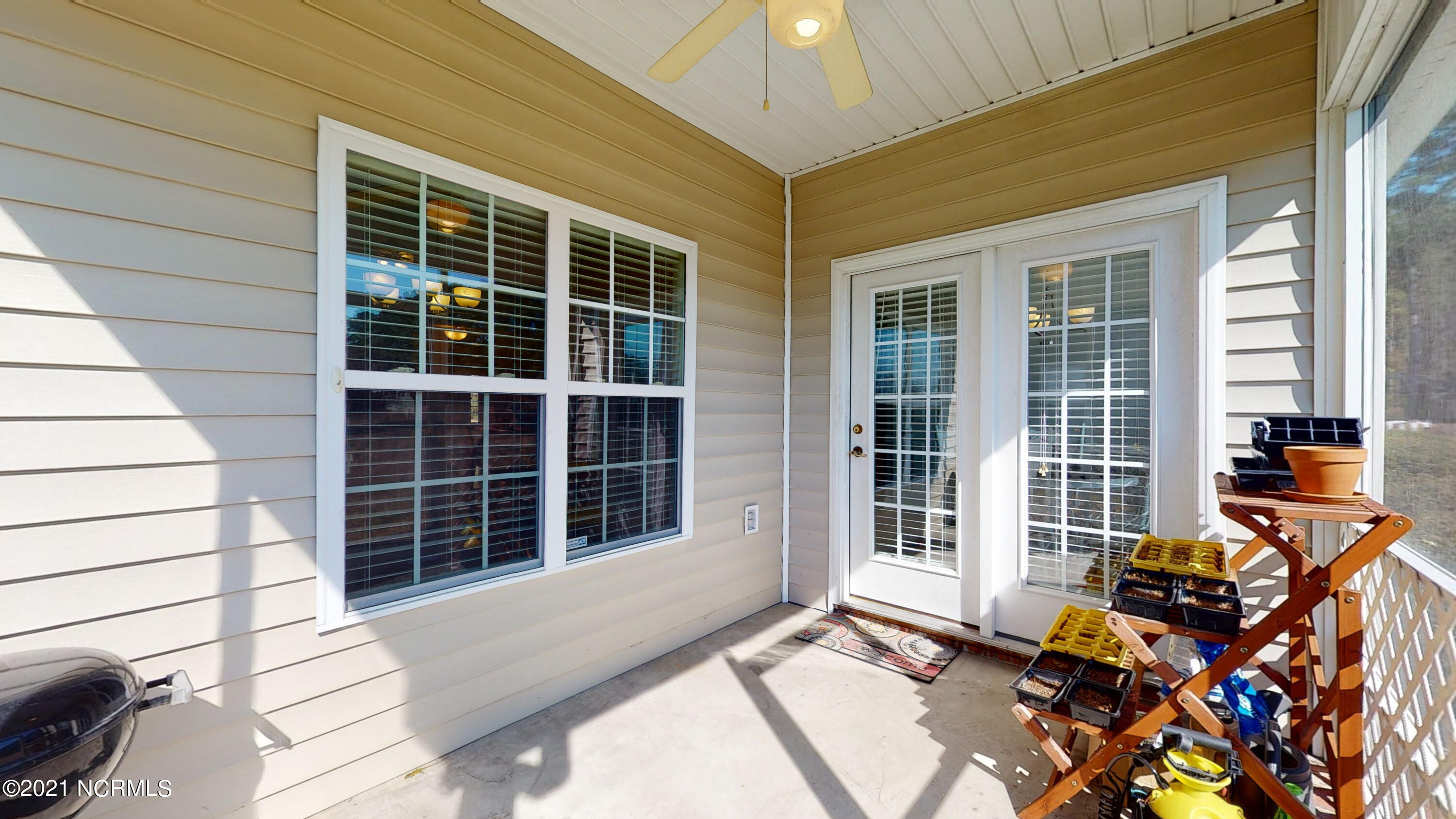 677 Crump Farm Road New Bern, NC 28562 - Photo 38 of 44 677 Crump Farm Road-48