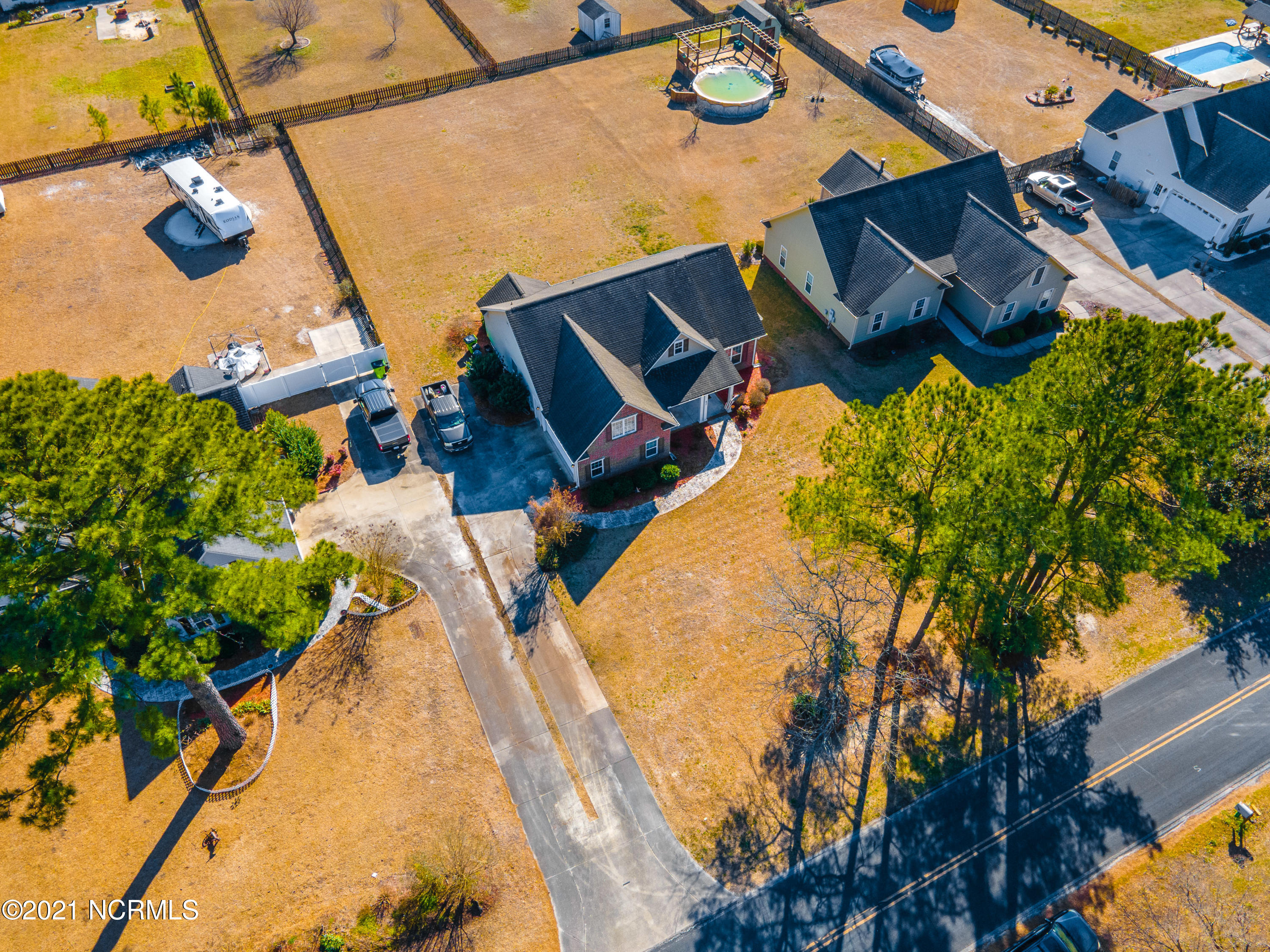 677 Crump Farm Road New Bern, NC 28562 - Photo 9 of 44 677 Crump Farm Road-18