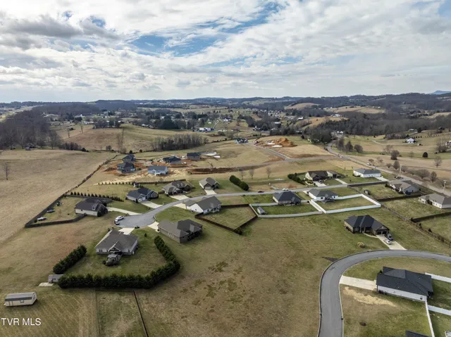 $109,900 | 636 Brady Way, Unit 27, Jonesborough, TN 37659