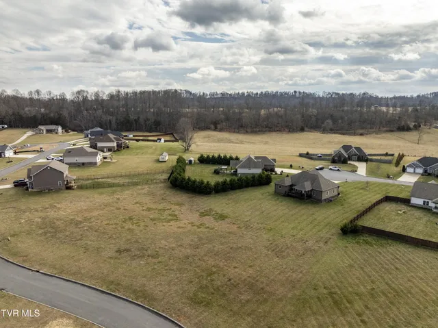 $109,900 | 636 Brady Way, Unit 27, Jonesborough, TN 37659