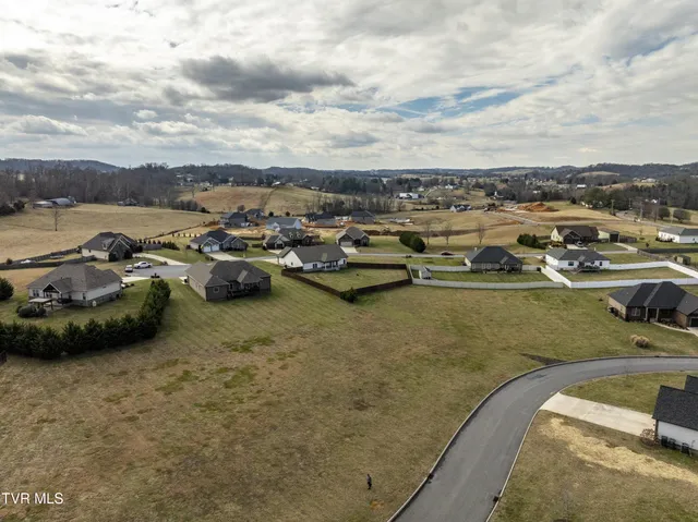 $109,900 | 636 Brady Way, Unit 27, Jonesborough, TN 37659