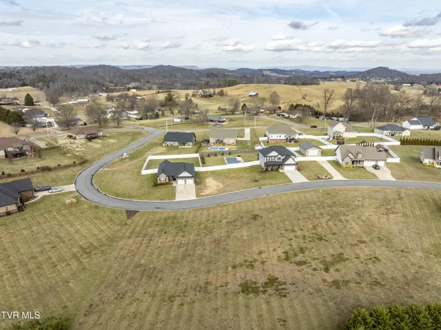 $109,900 | 636 Brady Way, Unit 27, Jonesborough, TN 37659