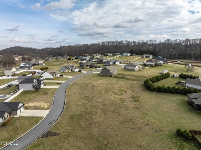 $109,900 | 636 Brady Way, Unit 27, Jonesborough, TN 37659