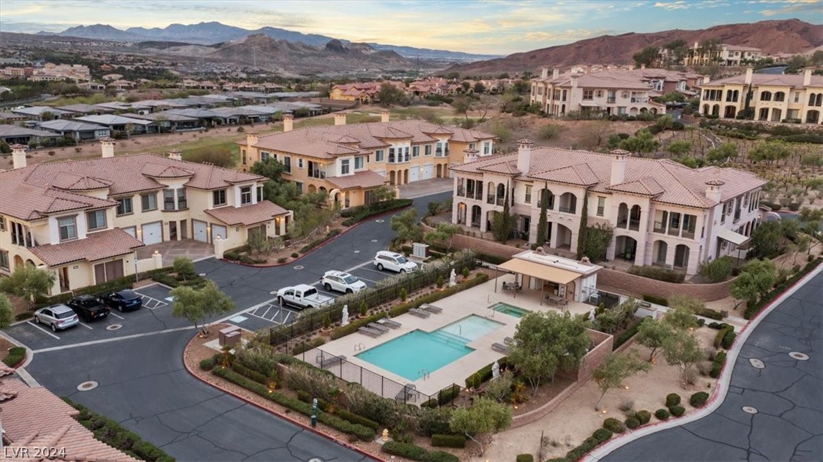 27 Strada Bella Vista, Unit 102 Henderson, NV 89011 - Photo 30 of 46