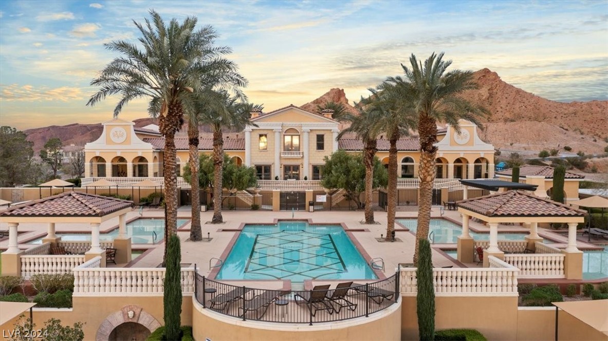 27 Strada Bella Vista, Unit 102 Henderson, NV 89011 - Photo 32 of 46