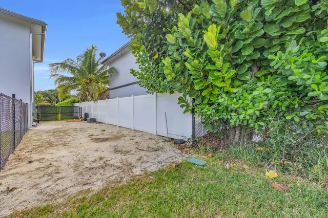 $3,450,000 | 5481 Hibiscus Road, Jupiter, FL 33458
