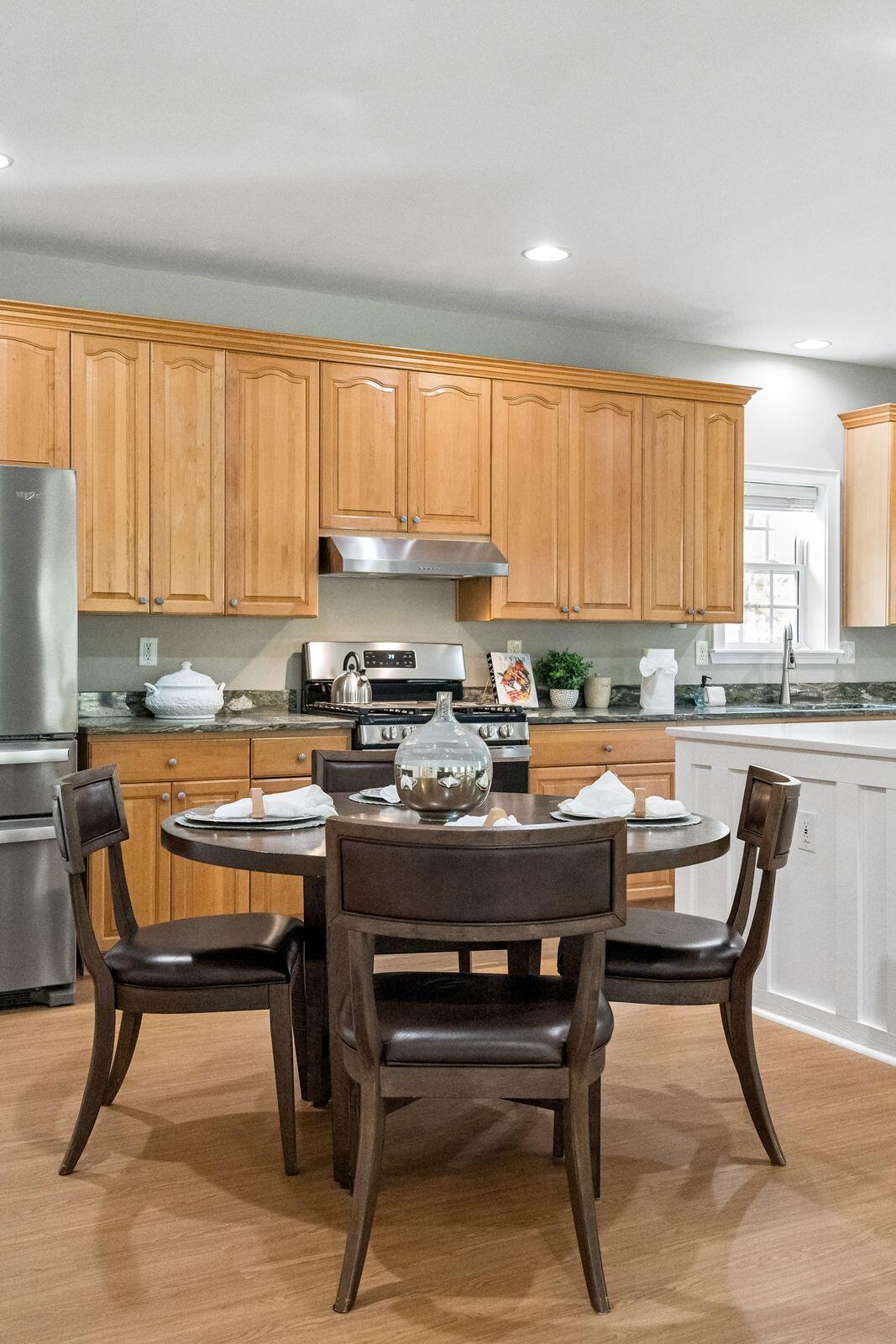 2490 Hunting Road Johns Island, SC 29455 - Photo 21 of 98 Dining Area