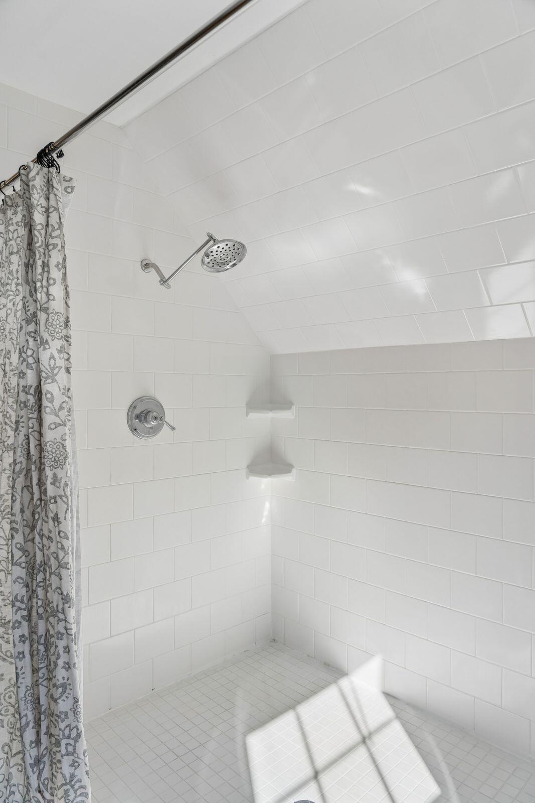 2490 Hunting Road Johns Island, SC 29455 - Photo 44 of 98 Primary Bathroom