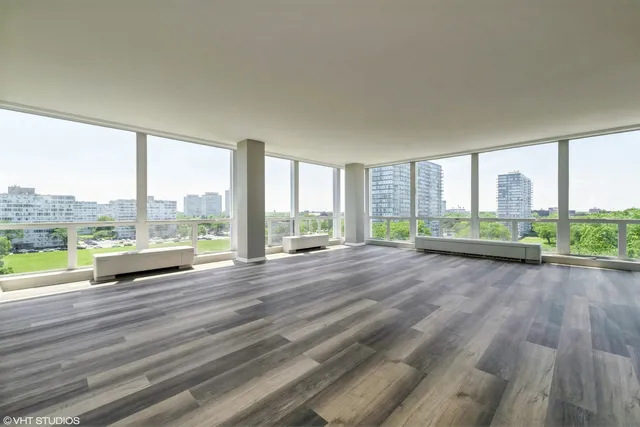 $274,000 | 601 East 32nd Street, Unit 801, Chicago, IL 60616