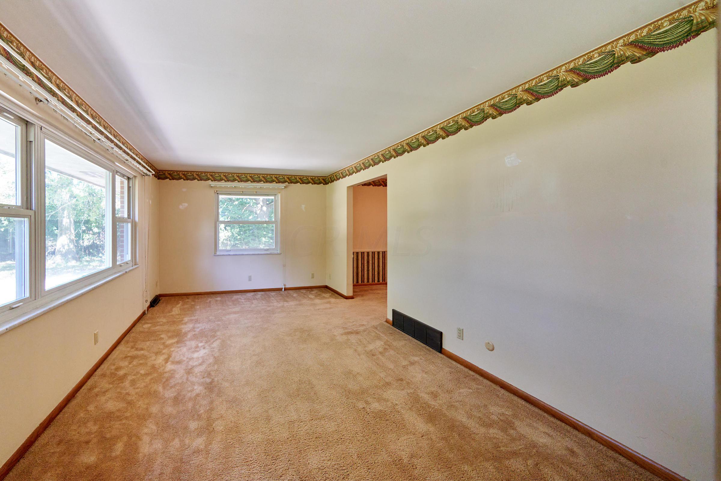 2567 Jordan Road Columbus, OH 43231 - Photo 14 of 21 Gallery Image 14