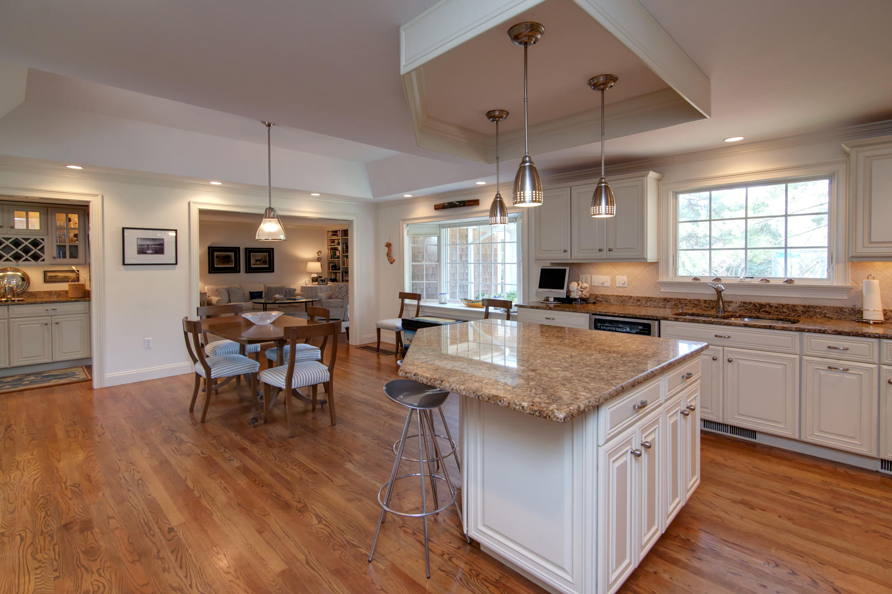 308 Eel River Road Osterville, MA 02655 - Photo 14 of 27 020_308EelRiver_04252016