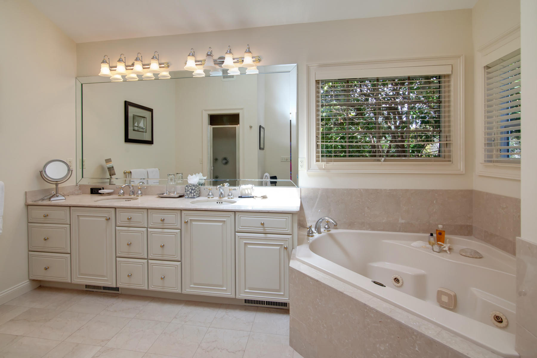 308 Eel River Road Osterville, MA 02655 - Photo 17 of 27 036_308EelRiver_04252016