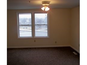 2 A Chestnut Street Rochester, NH 03867 - Photo 2 of 5