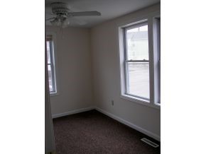 2 A Chestnut Street Rochester, NH 03867 - Photo 3 of 5