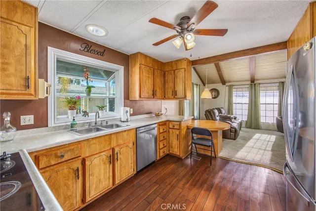 $195,000 | 4040 Piedmont Drive, Unit 259, Highland, CA 92346