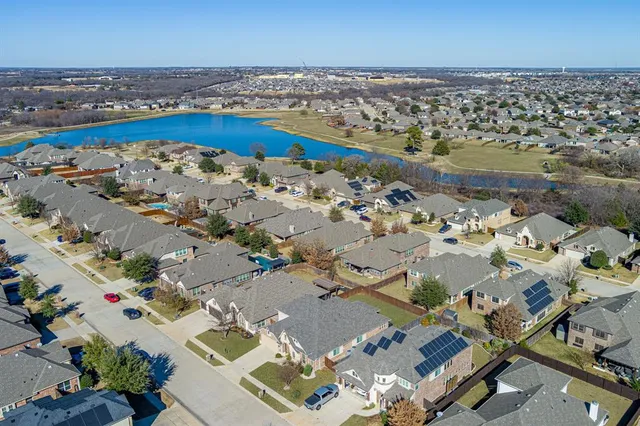 $499,000 | 1017 Ponderosa Drive, Aubrey, TX 76227