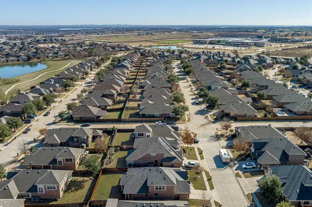 $499,000 | 1017 Ponderosa Drive, Aubrey, TX 76227