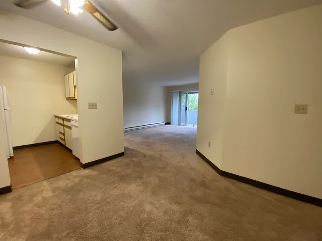 $1,899 | 173 Eastern Avenue, Unit 103, Manchester, NH 03104