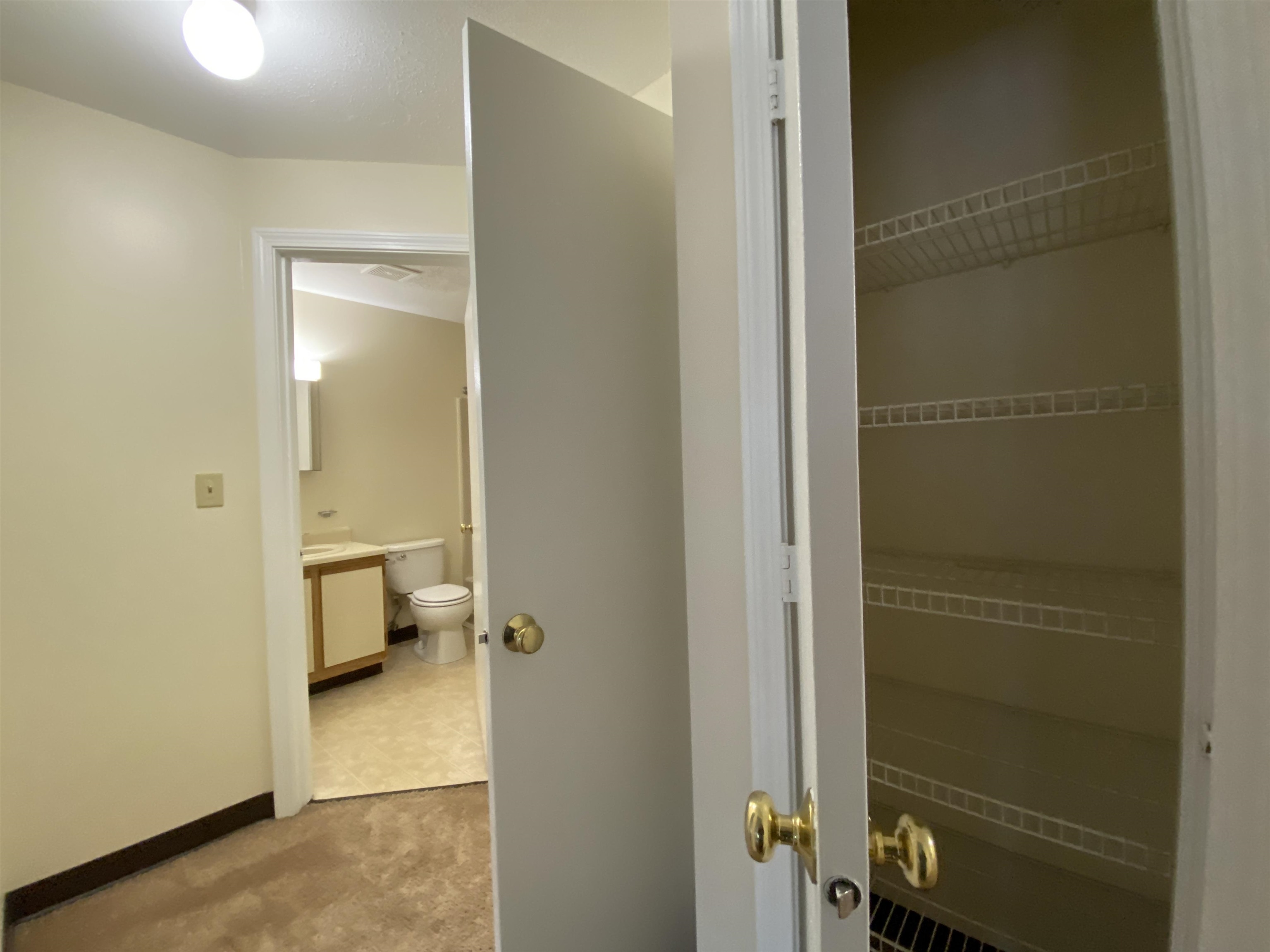 173 Eastern Avenue, Unit 103 Manchester, NH 03104 - Photo 28 of 40