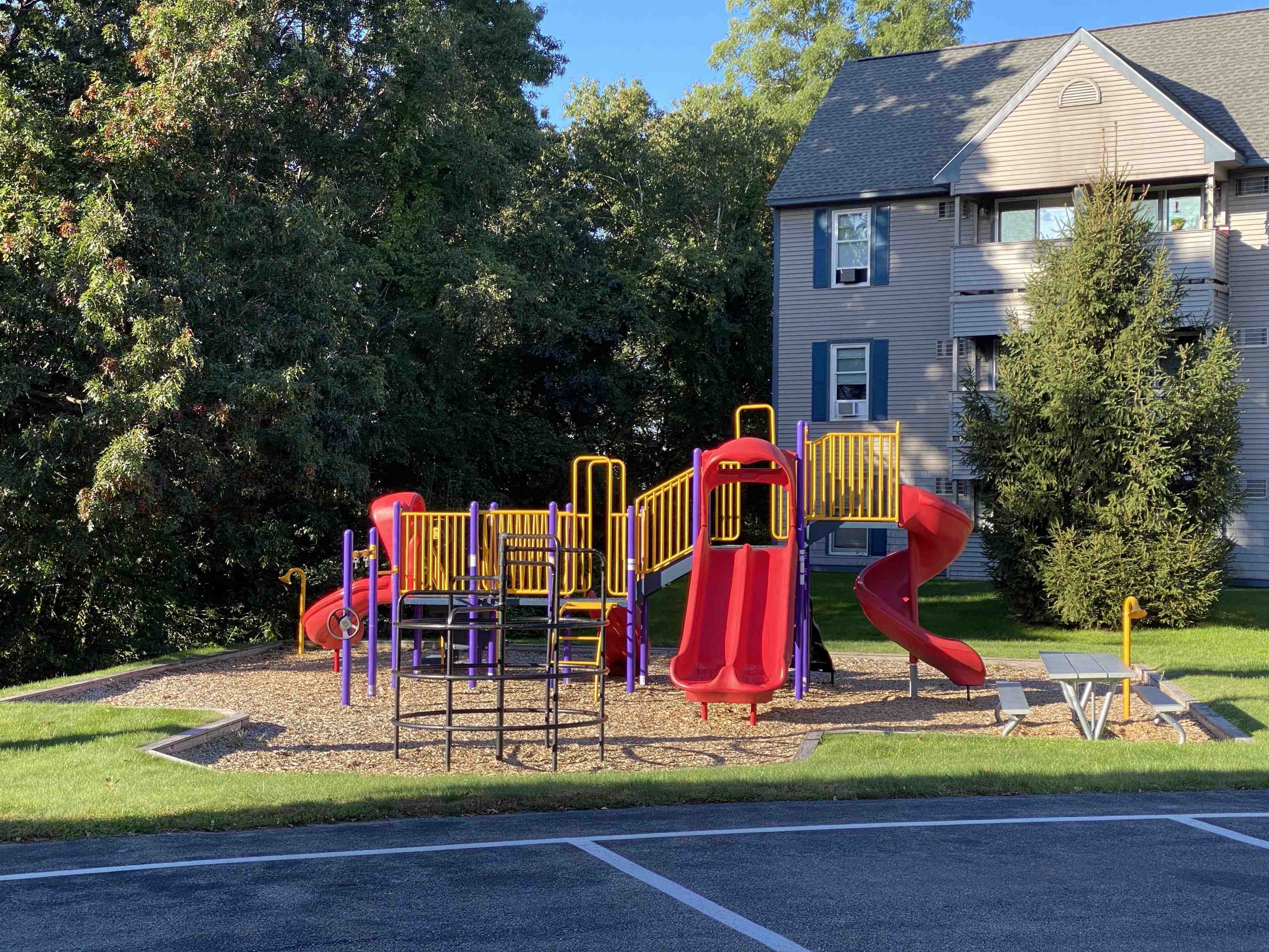 173 Eastern Avenue, Unit 103 Manchester, NH 03104 - Photo 36 of 40