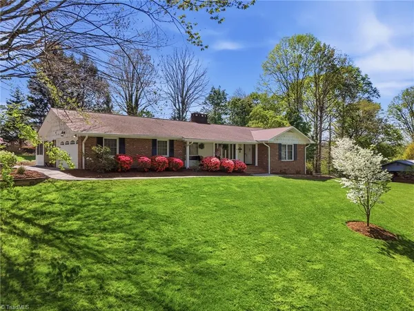 $729,000 | 1515 Holly Circle, Wilkesboro, NC 28697