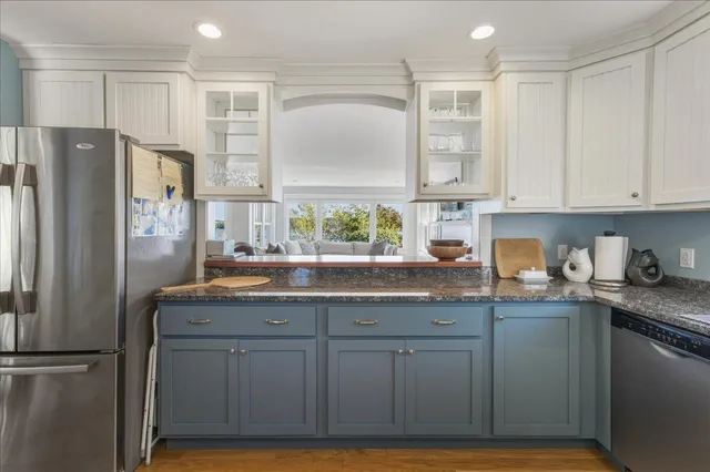 $2,200,000 | 79 Perkins Street, Castine, ME 04421