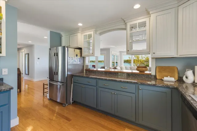 $2,200,000 | 79 Perkins Street, Castine, ME 04421